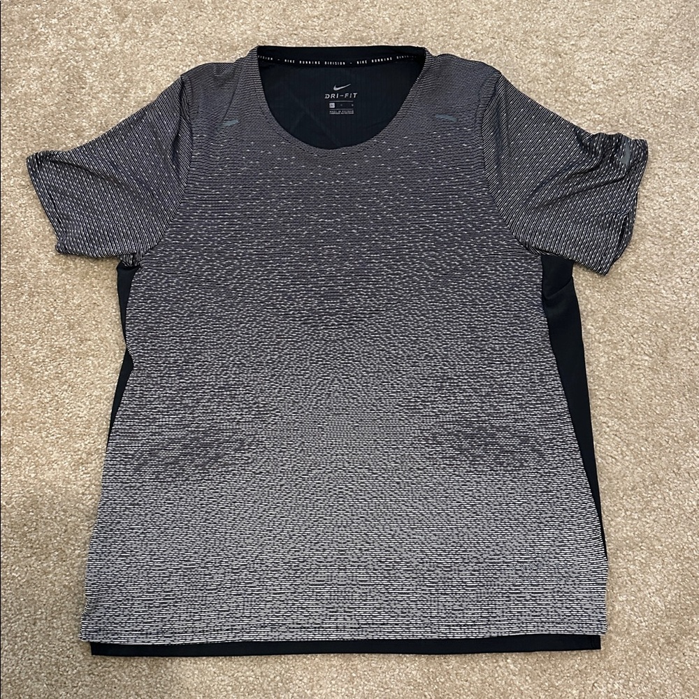 Men’s Nike Black and Gray Performance Dri-Fit Tee-L